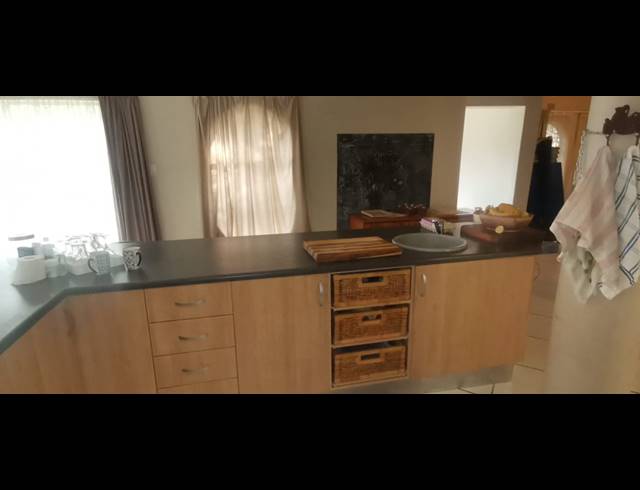 4 BEDROOM HOUSE FOR SALE IN BERGSIG
